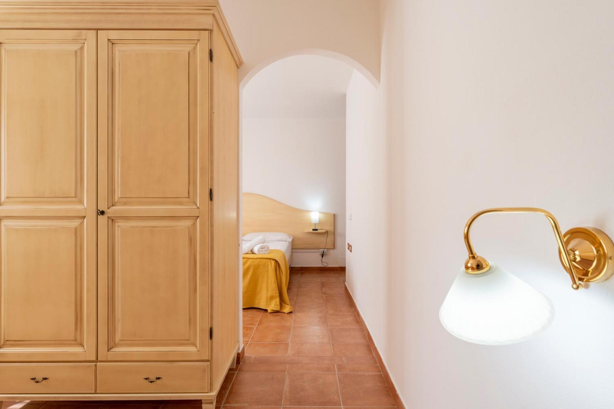 Hotel Marie Claire Ланузей Екстер'єр фото