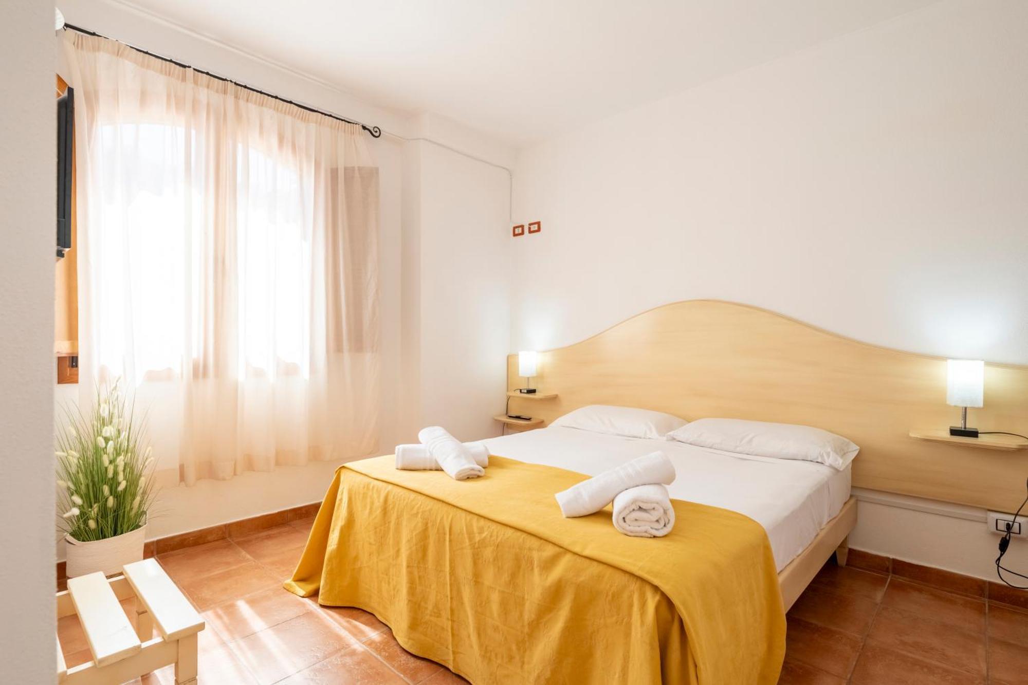 Hotel Marie Claire Ланузей Екстер'єр фото
